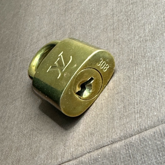 #308 Authentic LV lock only - Picture 5 of 5